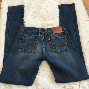 Lucky Brand Skinny Jeans size 24